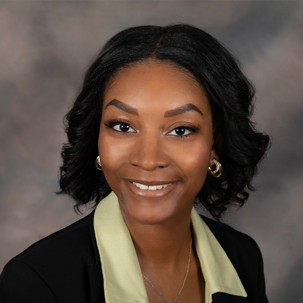 Saniya Henry, skilled legal assistant at Pursiano Law, LLP assisting in construction-related lawsuits with a focus on structural failures and environmental hazards, Notary in Nevada, based in Las Vegas, Nevada.